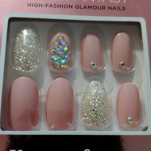 Jewel Fantasy High Fashion Glamour Nails